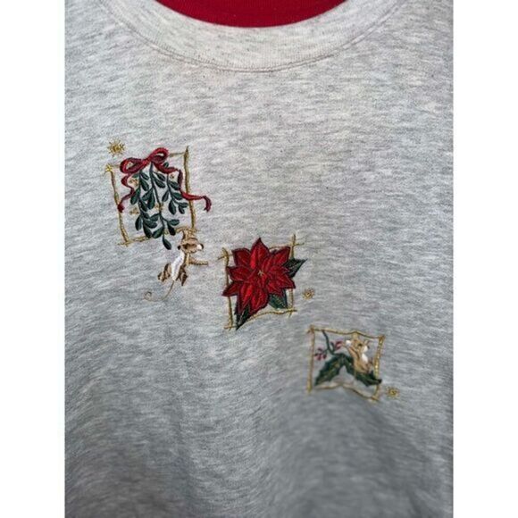 Vintage Classic Elements Gray Holiday Sweatshirt with Poinsettia Embroidery XL - Picture 4 of 4